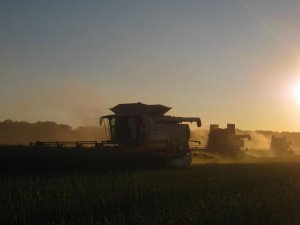 Claas Lexion 770, John Deere sts 690, John Deere s 690