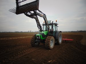 Deutz-Fahr Agrofarm 85 & Kultywator