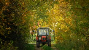 Zetor 5211 + Vicon Fanex 523