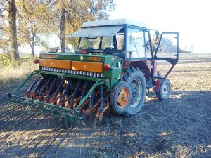 Zetor 5211 + Amazone D7 Super Typ 25