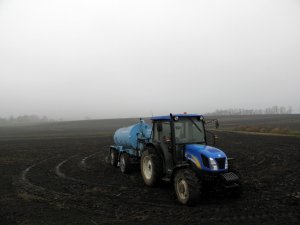 New Holland T4020 + Pomot Chojnia 3500