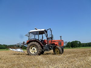 Zetor 7211 + Overum