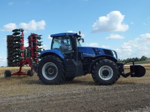 New Holland T.8 390