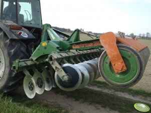 Brona talerzowa kompaktowa Amazone Catros 3001 + Massey Fergusson 3085