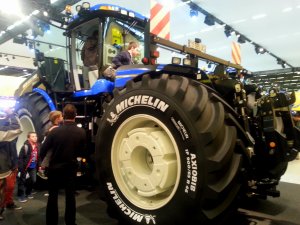 NEW HOLLAND AGRICULTURE