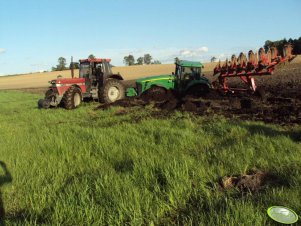 John Deere 8130 i Case 1455