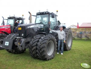 Massey Ferguson 7499