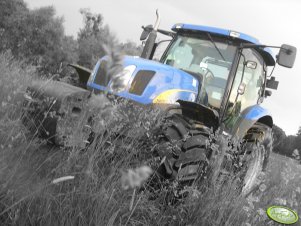 New Holland T6070 Plus