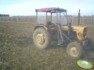 Ursus C-330 i kultywator
