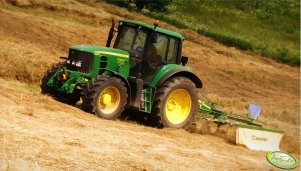 John Deere 6930