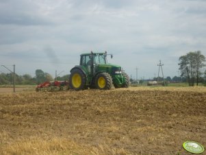 John Deere 6930 & Unia kos