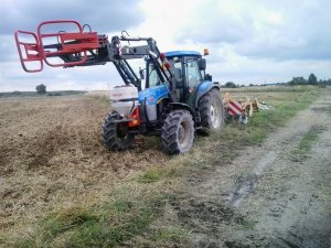 New Holland TD5040