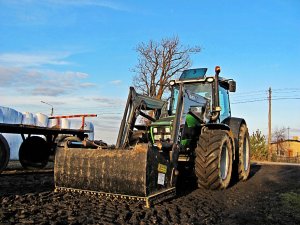 Deutz-Fahr Agrofarm 420PL