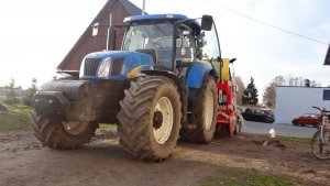 New Holland T6070