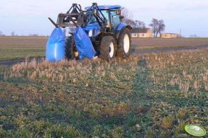 New Holland TS100A