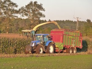 New Holland T6080 i Strautmann