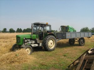 Ursus C-4011 + przyczepa i Deutz Fahr m2680