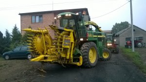 John Deere 6650 & John Deere 6310 & Przyczepa
