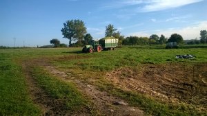 Fendt 611 i Przyczepa objętościowa