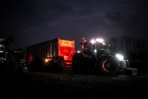 Fendt 936 Vario + przyczepa samozbierająca Pottinger Jumbo Combiline