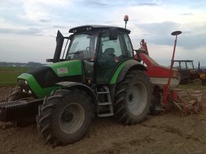 Deutz- Fahr Agrotron M410 & Kverneland Accord optima