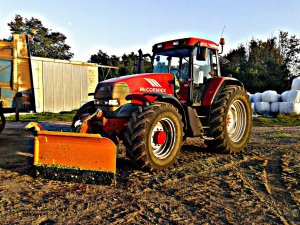 McCormick MTX 165