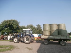 Farmtrac 675 DT + Przyczepa