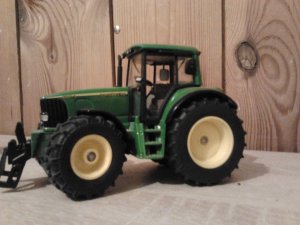 Model John Deere 6920s