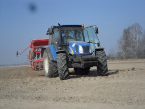 New Holland T5060