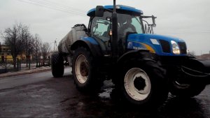 New Holland T6050 & Joskin MODULO 2