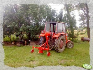 MF 235