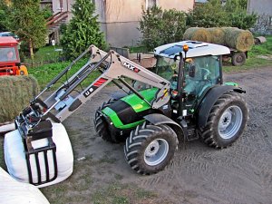 Deutz-Fahr Agrofarm 420PL + MX U8