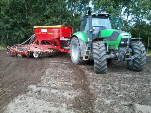 Deutz Fahr Agrotron i Vaderstad Spirit 400 S Next