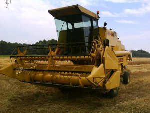 New Holland 8050