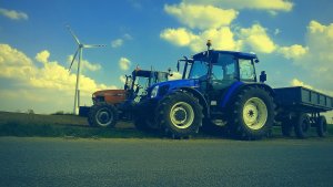 New Holland T5060 i Case Cx90