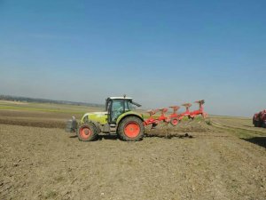 Claas Arion 620