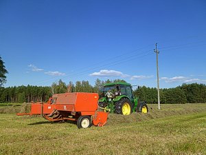 John Deere 5075E + Sipma Z-244/1