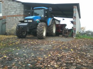 New Holland+siewnik