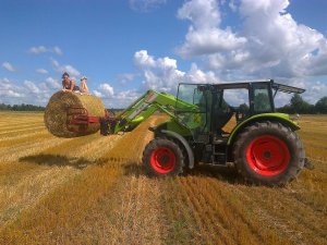 Claas Axos 320C