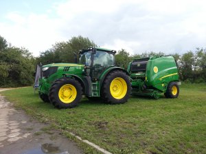 John Deere 990