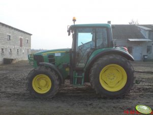 John Deere 6230