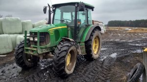 John Deere 5080m