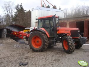 Kubota M105s + Kuhn Master 102'