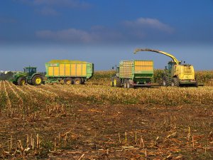 John Deere 7820 + Joskin Silospace 20/40