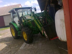 John Deere 5065 E + Hydrometal AT10