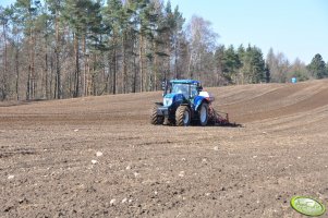 New Holland T6050 RC &amp; Kverneland Accord DA