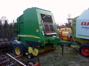 John Deere 592