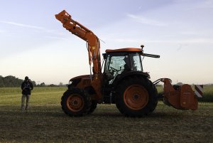 Kubota M9960 z kosiarką
