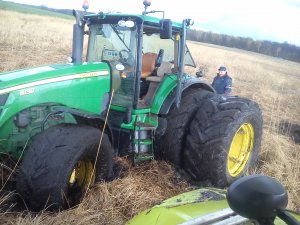 John Deere 8130