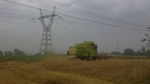 Claas Dominator 85